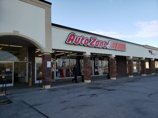 Auto Parts Store «AutoZone», reviews and photos, 924 N Mulberry St, Elizabethtown, KY 42701, USA