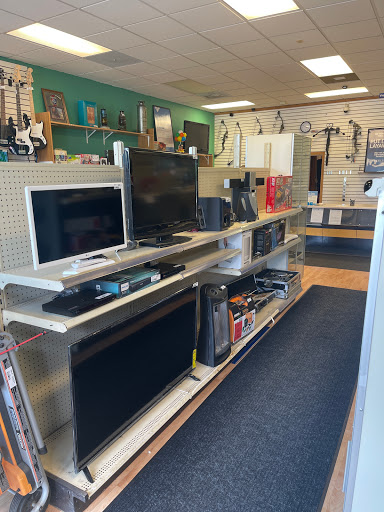 Pawn Shop «88 Pawn», reviews and photos, 634 W Veterans Pkwy, Yorkville, IL 60560, USA