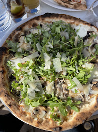 Pizza du Restaurant Mamma Mia - La Spiaggia à Cannes - n°16