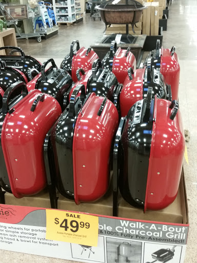 Grocery Store «Fred Meyer», reviews and photos, 14300 1st Avenue South, Burien, WA 98168, USA