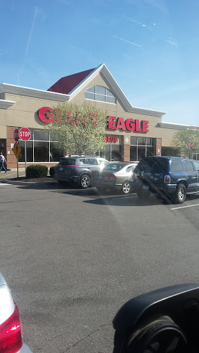 Giant Eagle Supermarket image 9