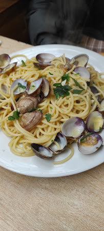 Spaghetti alle vongole du Restaurant italien Mangiamo-Italiano - Les italiens du marché à Paris - n°7