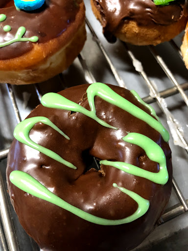 Donut Shop «Yummy Donuts & Croissants», reviews and photos, 13439 Osborne St # 12, Arleta, CA 91331, USA