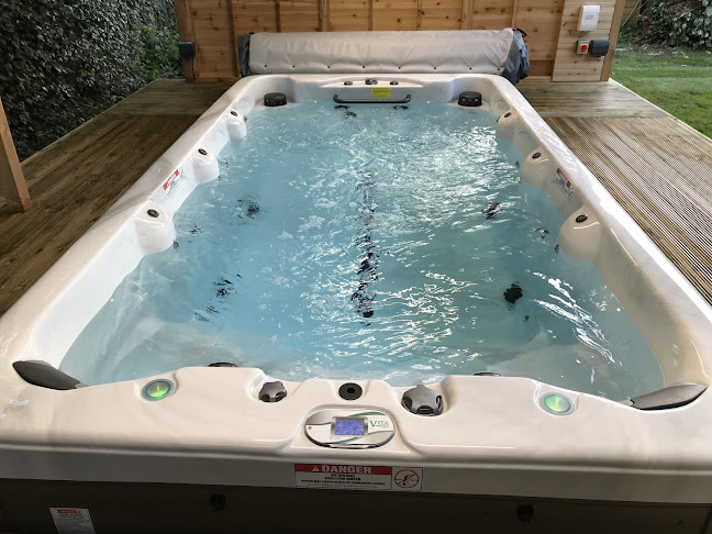 Comments and reviews of Hydro-active pools and spas