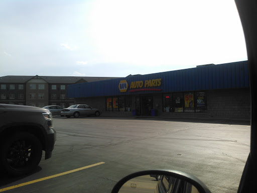 Auto Parts Store «NAPA Auto Parts - Heights Automotive Supply», reviews and photos, 710 N Elmhurst Rd, Prospect Heights, IL 60070, USA