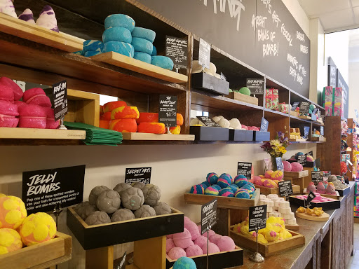 Cosmetics Store «Lush Cosmetics», reviews and photos, 1525 Walnut St, Philadelphia, PA 19102, USA