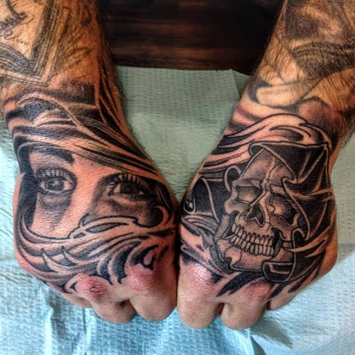 Tattoo Shop «Ink Addiction», reviews and photos, 2028 E Oakland Park Blvd, Fort Lauderdale, FL 33306, USA