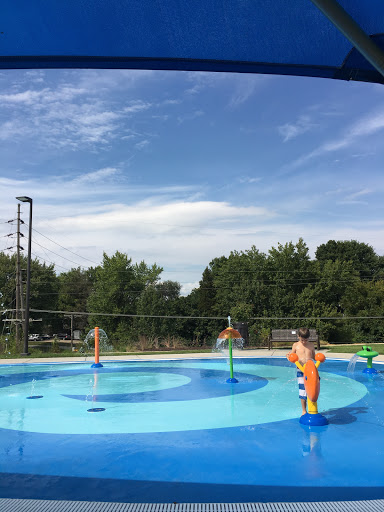 Water Park «Leon Corlew Park & Splash Pad», reviews and photos, E Schwarz St & S Main Street, Edwardsville, IL 62025, USA