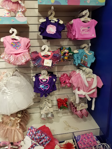 Toy Store «Build-A-Bear Workshop», reviews and photos, 4130 Summit Plaza Dr, Louisville, KY 40241, USA