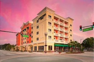 Courtyard by Marriott DeLand Historic Downtown image