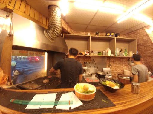 有間之四十大道炭火燒肉丼飯 的照片