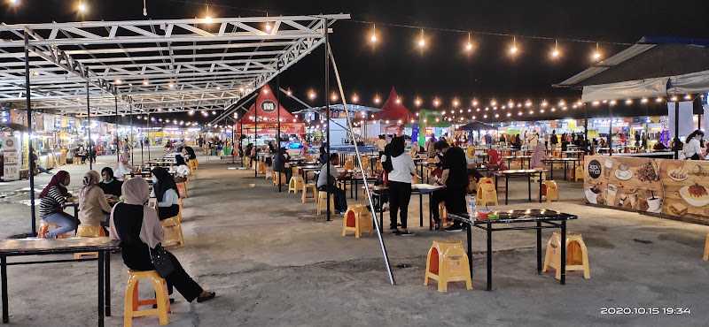 Kafe di Kota Medan: Menikmati Malam di PRR Night Market Marelan dan Hei Mi Mi Night Market