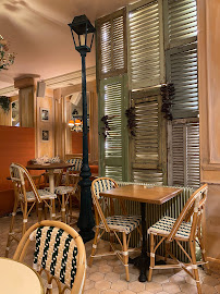 Atmosphère du Restaurant Brasserie Pastis à Paris - n°16