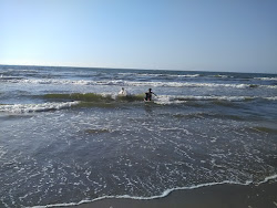Zdjęcie Umm Al-Ridha Beach z powierzchnią turkusowa czysta woda