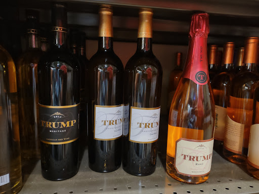 Wine Store «Total Wine & More», reviews and photos, 11211 Causeway Blvd, Brandon, FL 33511, USA