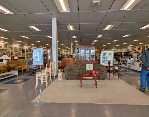 Home Goods Store «Habitat for Humanity Restore», reviews and photos, 917 N East St, Frederick, MD 21701, USA