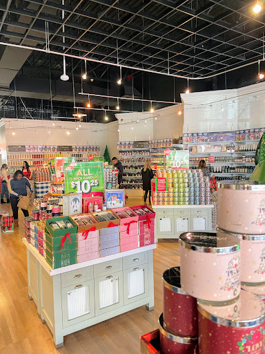 Beauty Supply Store «Bath & Body Works», reviews and photos, 293 Main St, Exton, PA 19341, USA