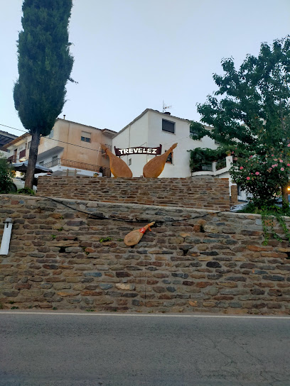 Hotel Pepe Alvarez - Plaza de Francisco Abellán, 16, 18417 Trevélez, Granada, Spain