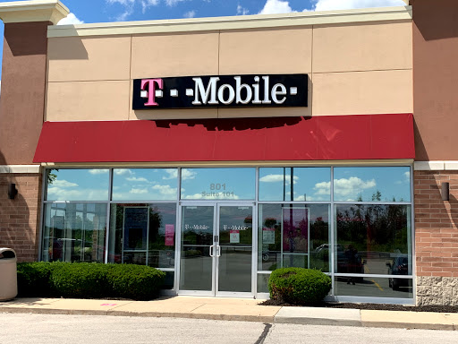 Cell Phone Store «T-Mobile», reviews and photos, 801 Butterfield Rd Suite 101, Wheaton, IL 60187, USA