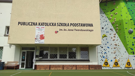 Publiczna Katolicka Szkoła Podstawowa im. Ks. Jana Twardowskiego w Ząbkach 11 Listopada 4, 05-091 Ząbki, Polska