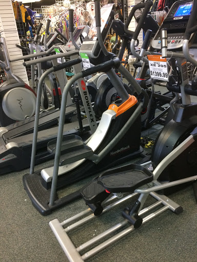 Sporting Goods Store «Play It Again Sports», reviews and photos, 1422 NW 9th St, Corvallis, OR 97330, USA