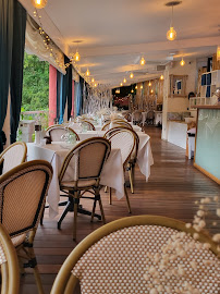 Atmosphère du Restaurant français Restaurant L'Ecluse à Pégomas - n°5