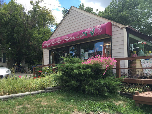 Florist «Royal Gardens», reviews and photos, 214 McFarland St, Grand Blanc, MI 48439, USA