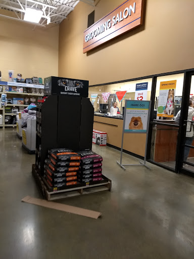 Pet Supply Store «PetSmart», reviews and photos, 8500 N Evanston Ave, Kansas City, MO 64157, USA
