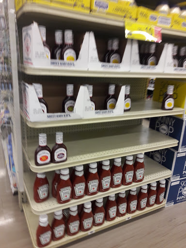 Grocery Store «Kroger», reviews and photos, 26130 Gratiot Ave, Roseville, MI 48066, USA