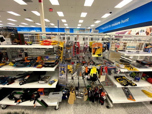 Clothing Store «Ross Dress for Less», reviews and photos, 701 N Milwaukee Ave, Vernon Hills, IL 60061, USA