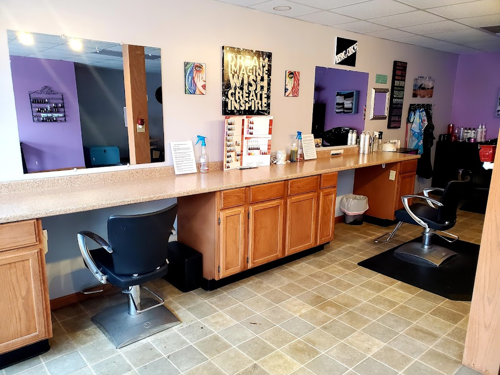 Beauty Retreat Salon 62321