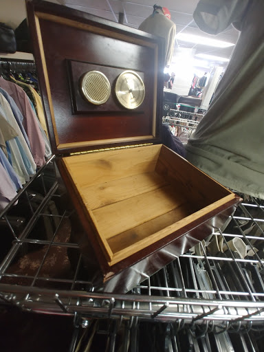 Thrift Store «Hope Chest Thrift Store», reviews and photos, 1215 8th Ave W, Bradenton, FL 34205, USA