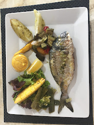 Photo n°65 de Restaurant Le Bon Sens à Sausset-les-Pins ()