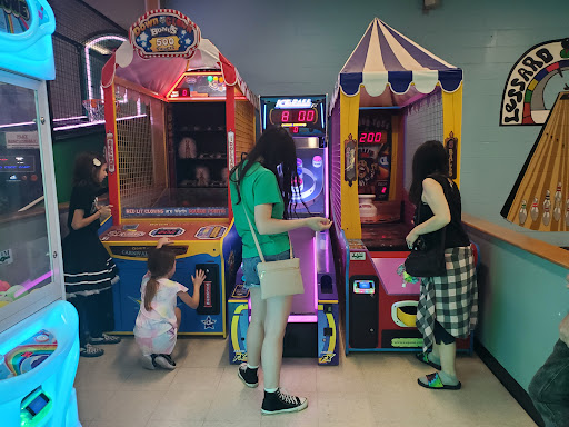 Bowling Alley «Lessard Lanes», reviews and photos, 136 New Britain Ave, Plainville, CT 06062, USA