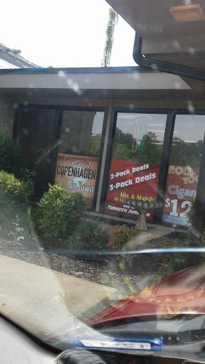 Tobacco Shop «Tobacco Junction of Kilgore», reviews and photos, 1012 N Kilgore St, Kilgore, TX 75662, USA