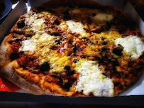 Plats et boissons du Pizzeria Italia Pizza à Marseille - n°2