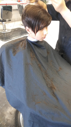 Hair Salon «Cal Hair Salon», reviews and photos, 555 N Azusa Ave, Covina, CA 91722, USA