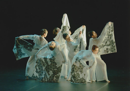 ダンススクール モダンバレエ スタジオ フェアリ