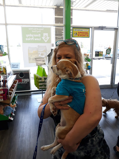 Pet Supply Store «Pet Supplies Plus», reviews and photos, 5557 Durand Ave, Racine, WI 53406, USA