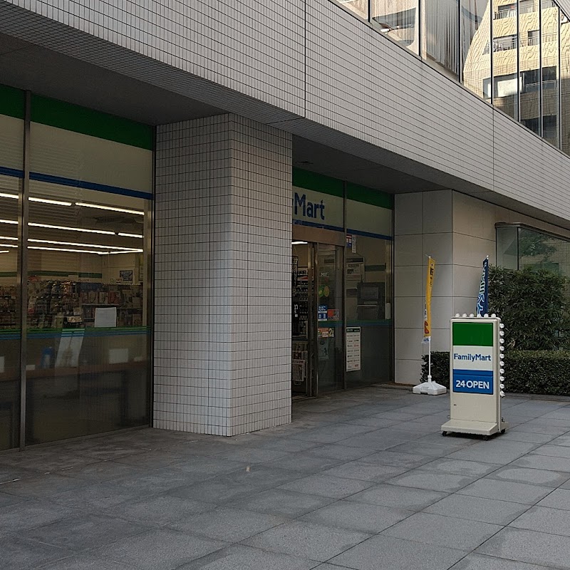 ファミリーマート 銀座松竹スクエア店