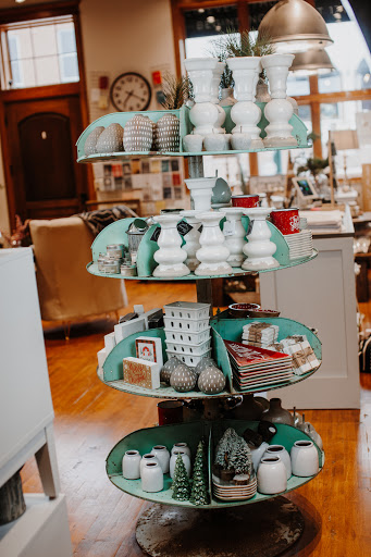 Furniture Store «Carver Junk Company», reviews and photos, 206 N Chestnut St, Chaska, MN 55318, USA