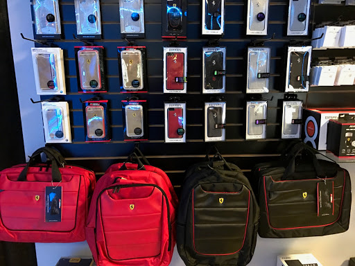 Cell Phone Store «Cellphone Guys Samsung , iPad & iPhone Repair», reviews and photos, 12501 Burbank Blvd #1, Valley Village, CA 91607, USA