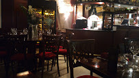 Atmosphère du Restaurant français Wine Bar à Nîmes - n°11