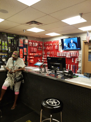 Electrical Supply Store «Parrish-Hare Electrical Supply», reviews and photos, 1211 Regal Row, Dallas, TX 75247, USA