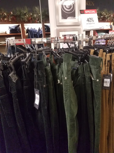 Stores to buy men's sweatpants Philadelphia