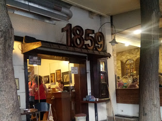 1859 MM Cafe Kitapevi