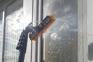 CLEARCLEANSHINE Window Cleaning
