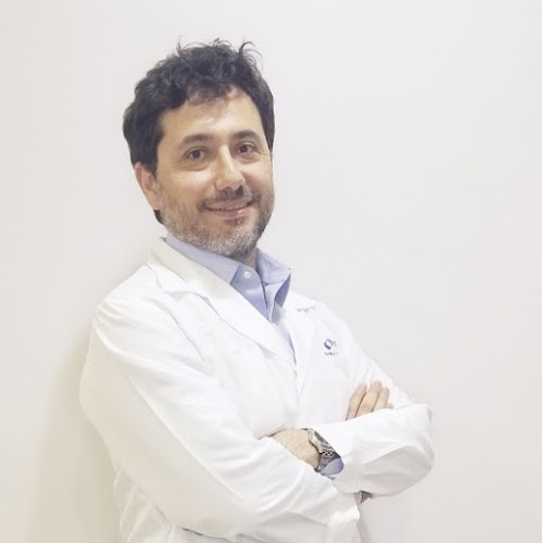 Dr. Daniel Serrano Romo, Oftalmólogo - Providencia