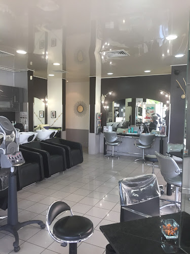 Salon de coiffure Vhairone Bondy