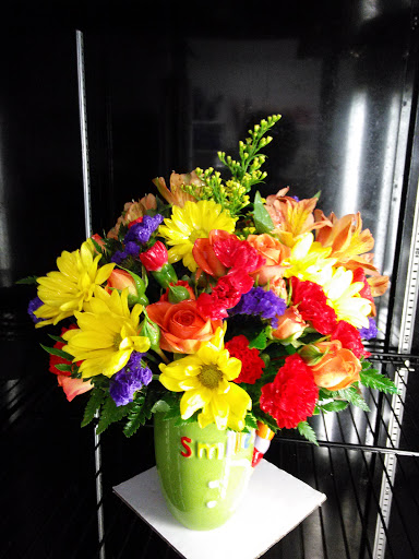 Florist «A Royal Bloom Flowers & Gifts», reviews and photos, 7252 W Oakland Park Blvd, Lauderhill, FL 33313, USA